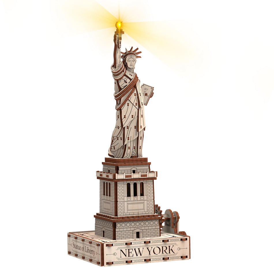 Mr. Playwood Statue of Liberty in New York City (eco-light) 10212