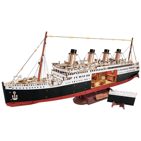 Productfoto van de Robotime 1912 - Eternal Atlantic Voyager, houten modelbouw van een vintage stoomschip met een uitsnede in de romp waarin retro interieur te zien is