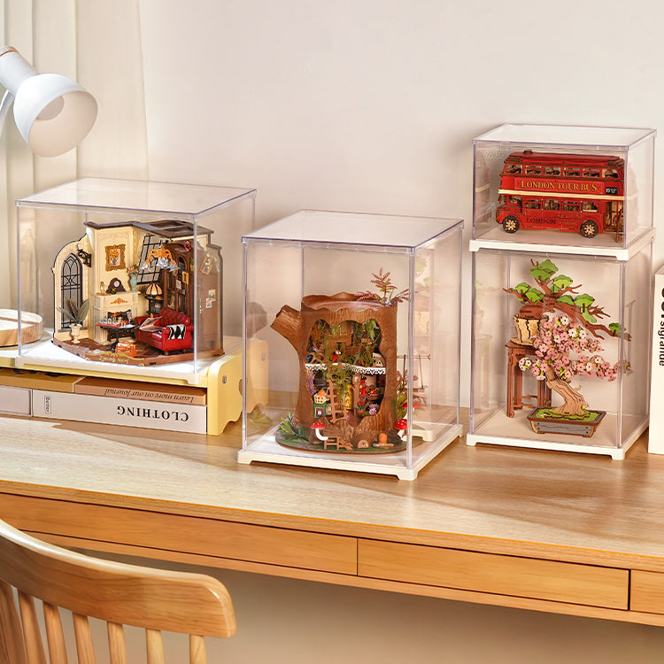 Verschillende formaten van gevulde Robotime vitrines