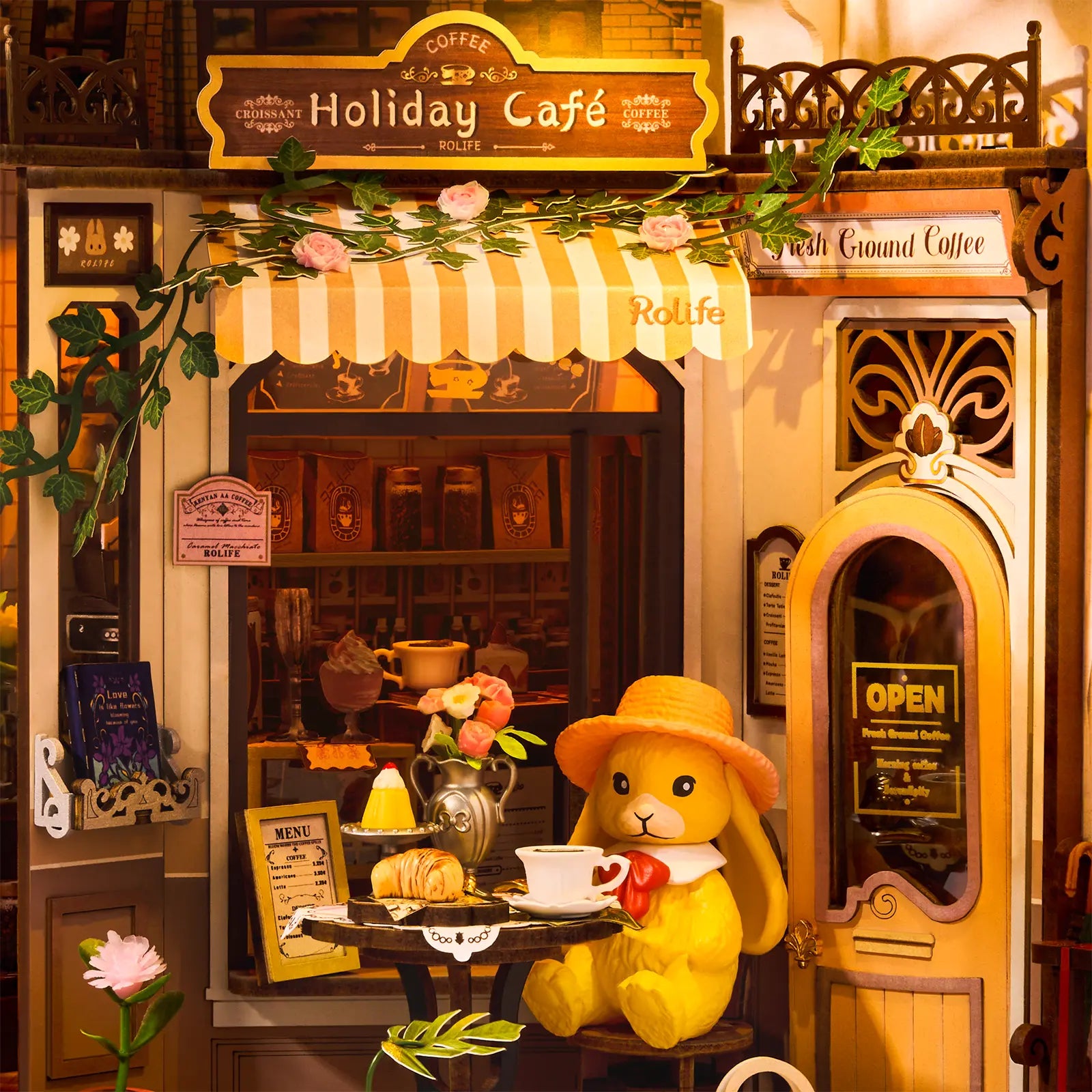 Het terras met op de achtergrond het café van de Robotime Holiday Café