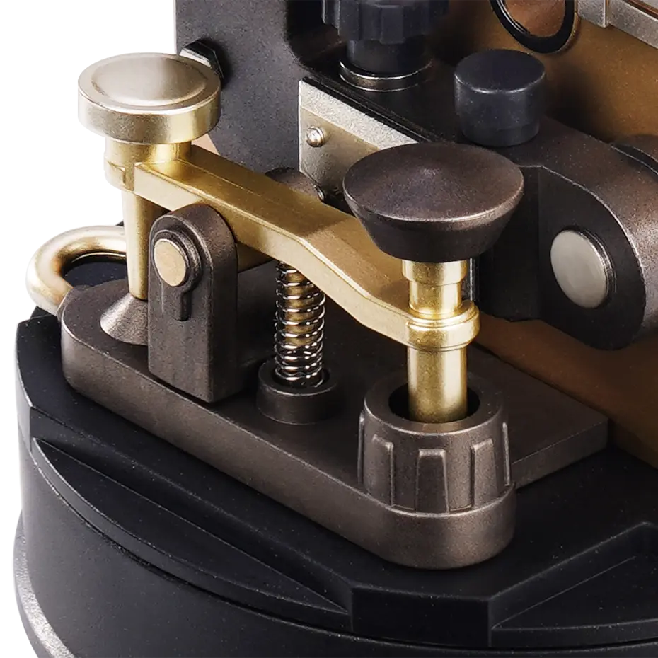 Close-up van de seinsleutel van de Robotime Morse Telegraph