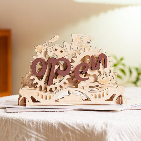 Sfeervolle presentatie van het Robotime Open Closed Sign, houten bouwpakket van een transformerend bordje