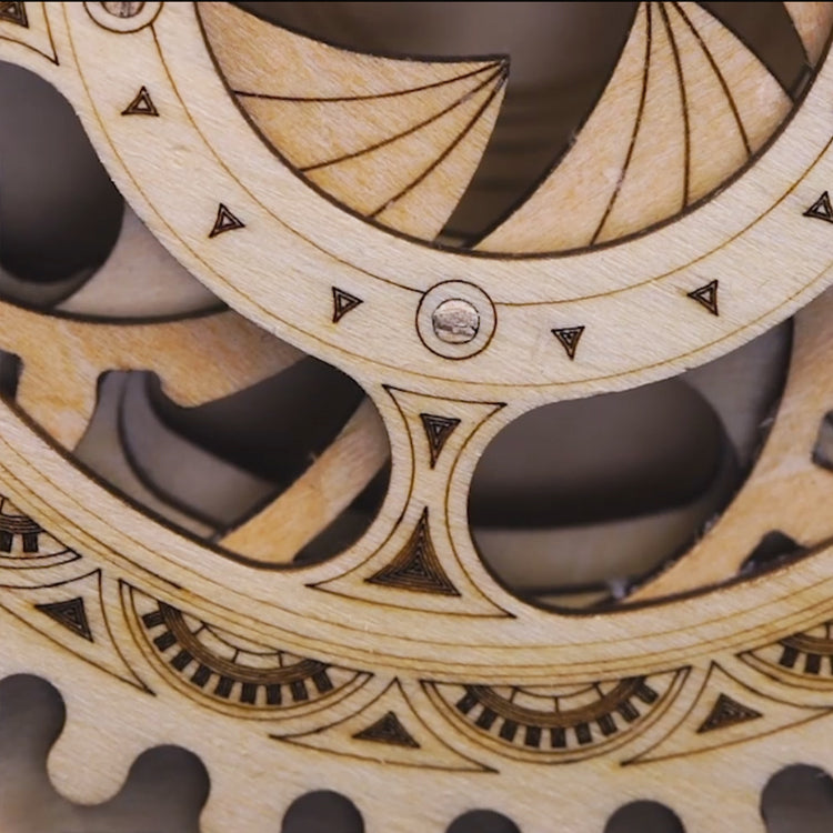 Close-up van het deksel van de Robotime Treasure Box