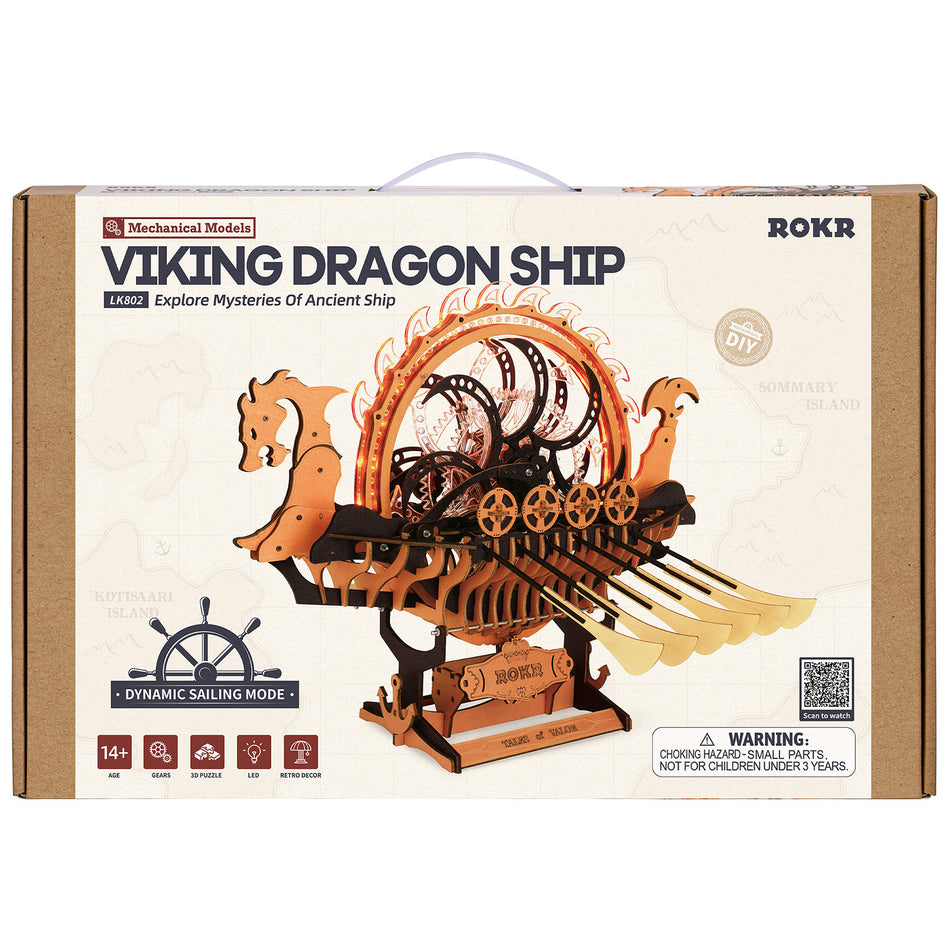 Voorkant verpakking van de Robotime Viking Dragon Ship, houten bouwpakket van een vikingschip met bewegende roeispanen en lichtgevend rad op het dek 